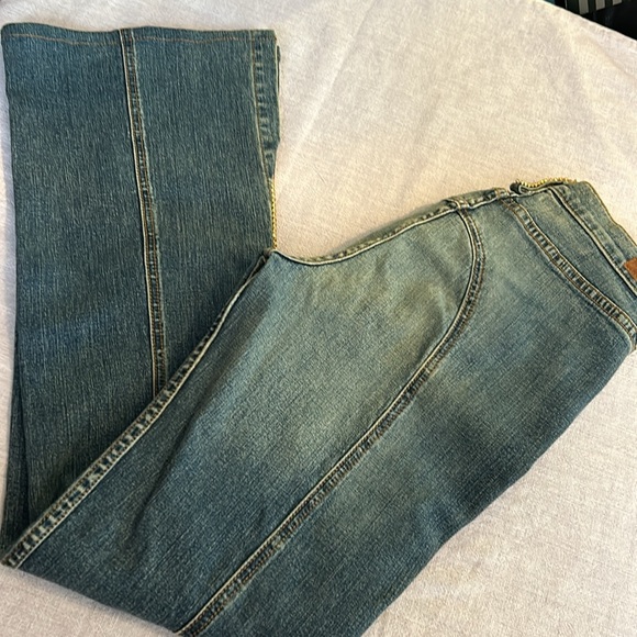 Allen B jean - Picture 4 of 13